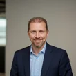 Hatházi Csaba – Abeille.ai Házigazda, B2B Értékesítési Vezető